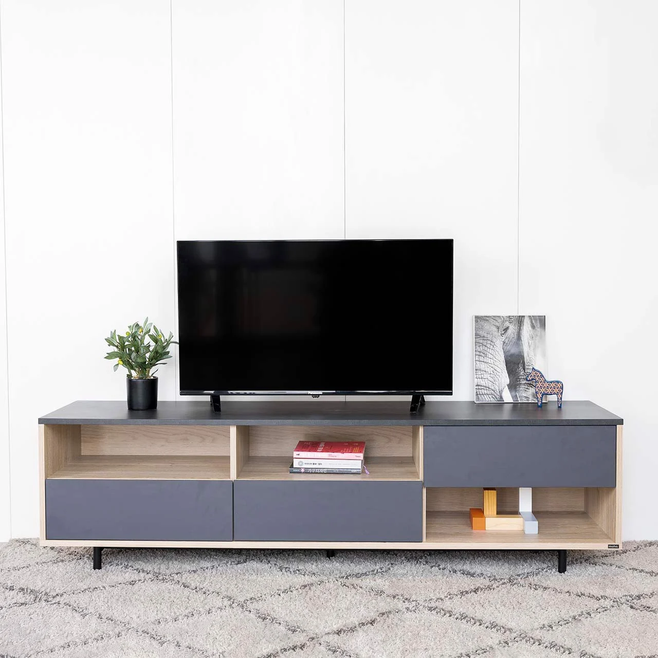 Tủ Kệ Tivi Gỗ cao cấp LEEDS 701